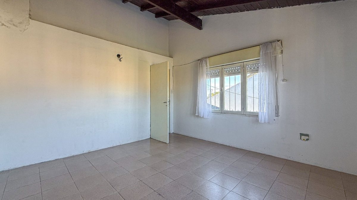Foto 22 — VENTA Casa 2 Amb con garage + Departamento 3 Amb