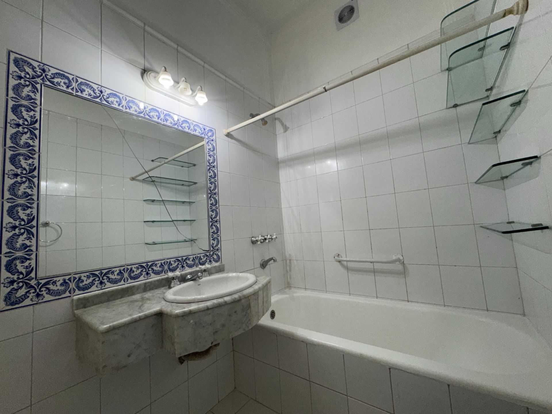 Foto 13 — DPTO CUATRO AMBIENTES EN ALQUILER  EN RECOLETA