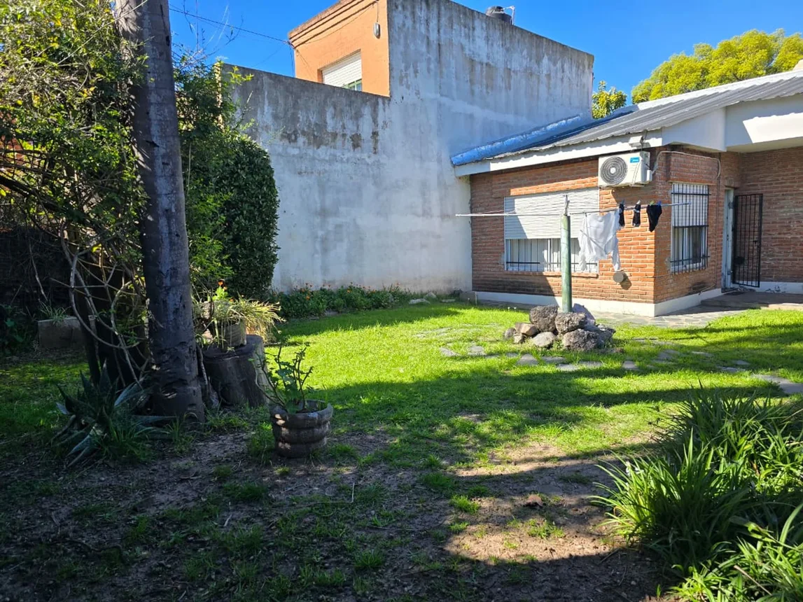 Casa de 3 ambientes en venta en Moreno, Viamonte 2600