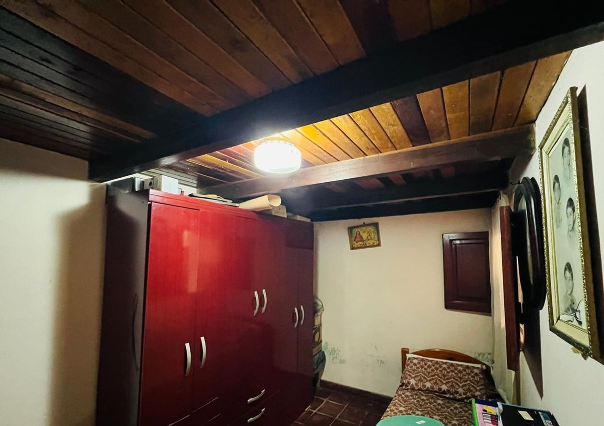 CASA 5 DORMITORIOS VENTA MACROCENTRO SALTA - foto 14