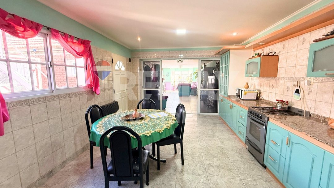 CASA 3 DORMITORIOS CON LOCAL Bº PALAZZO