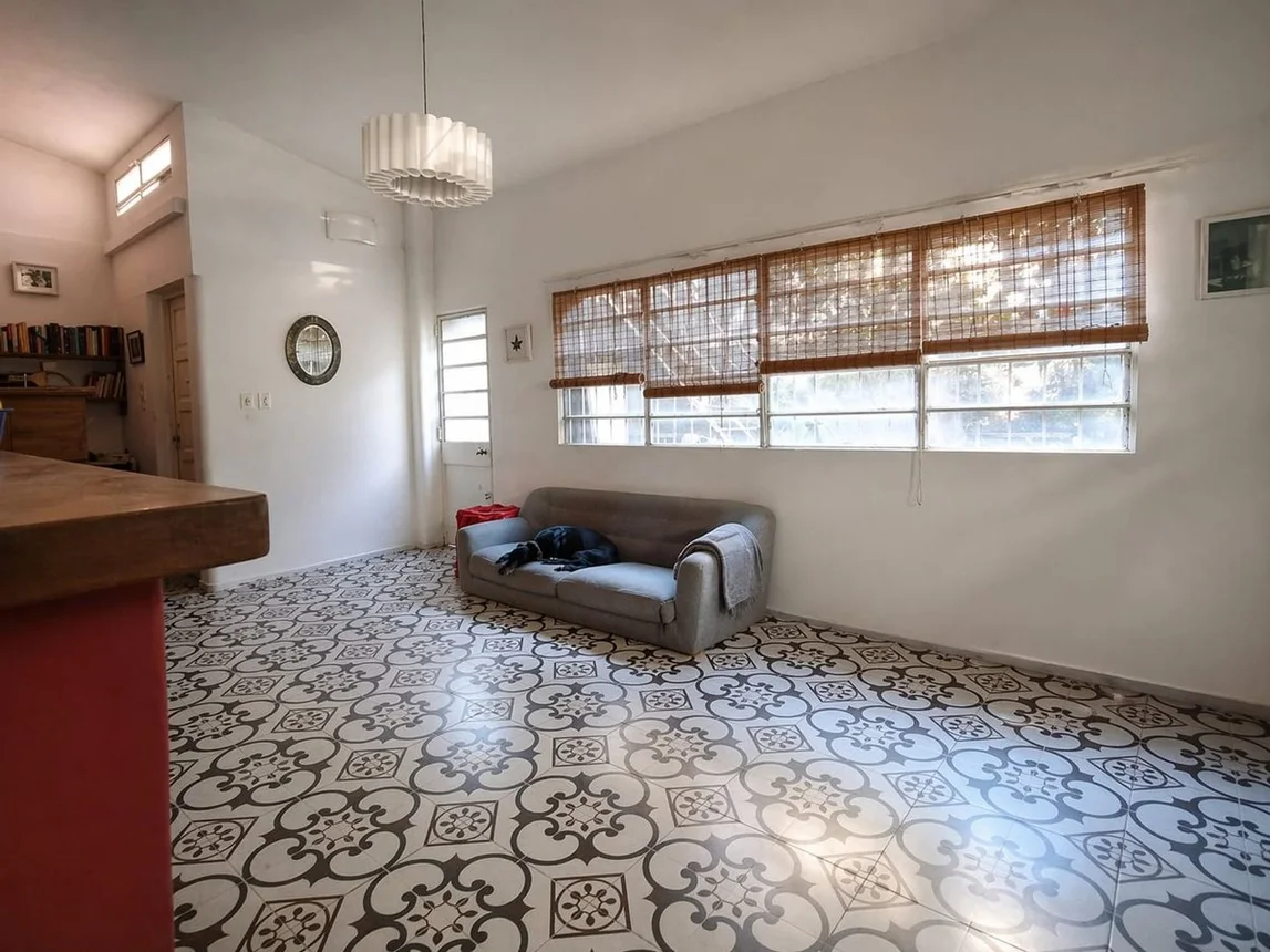 Casa en venta en Turdera, Vicente López 1100