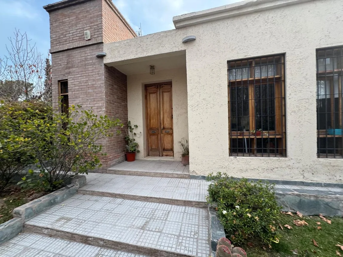 Casa en venta en Luján de Cuyo, foto 2