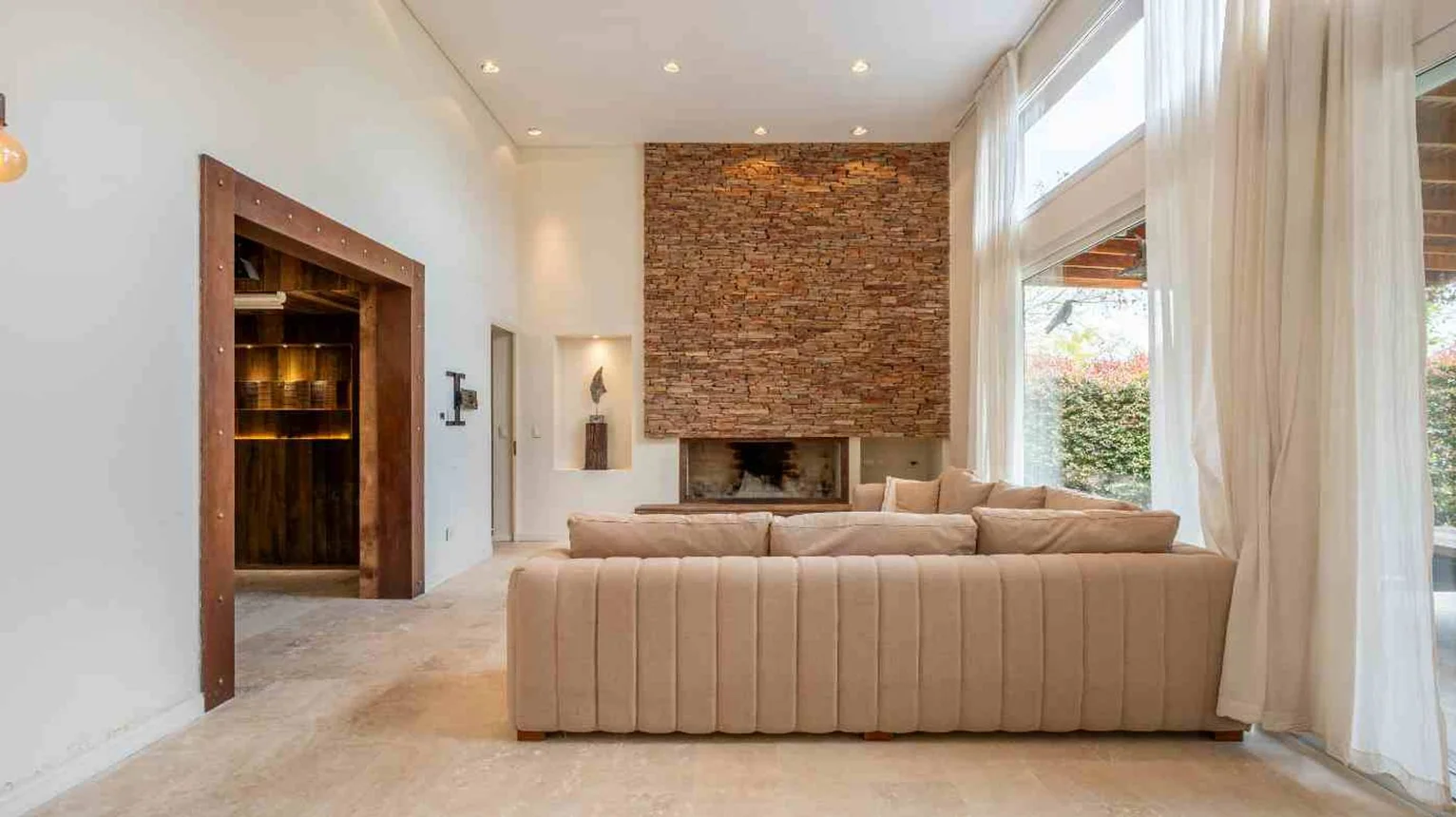 Casa de 7 ambientes en venta en Nordelta, Av de la Rivera 500, foto 4
