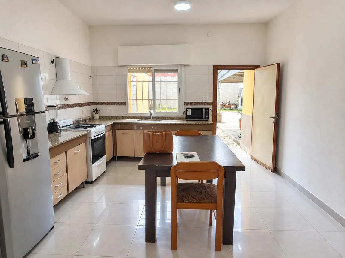 PH de 3 ambientes en venta en Lanús Oeste, Avenida 25 de Mayo 1700