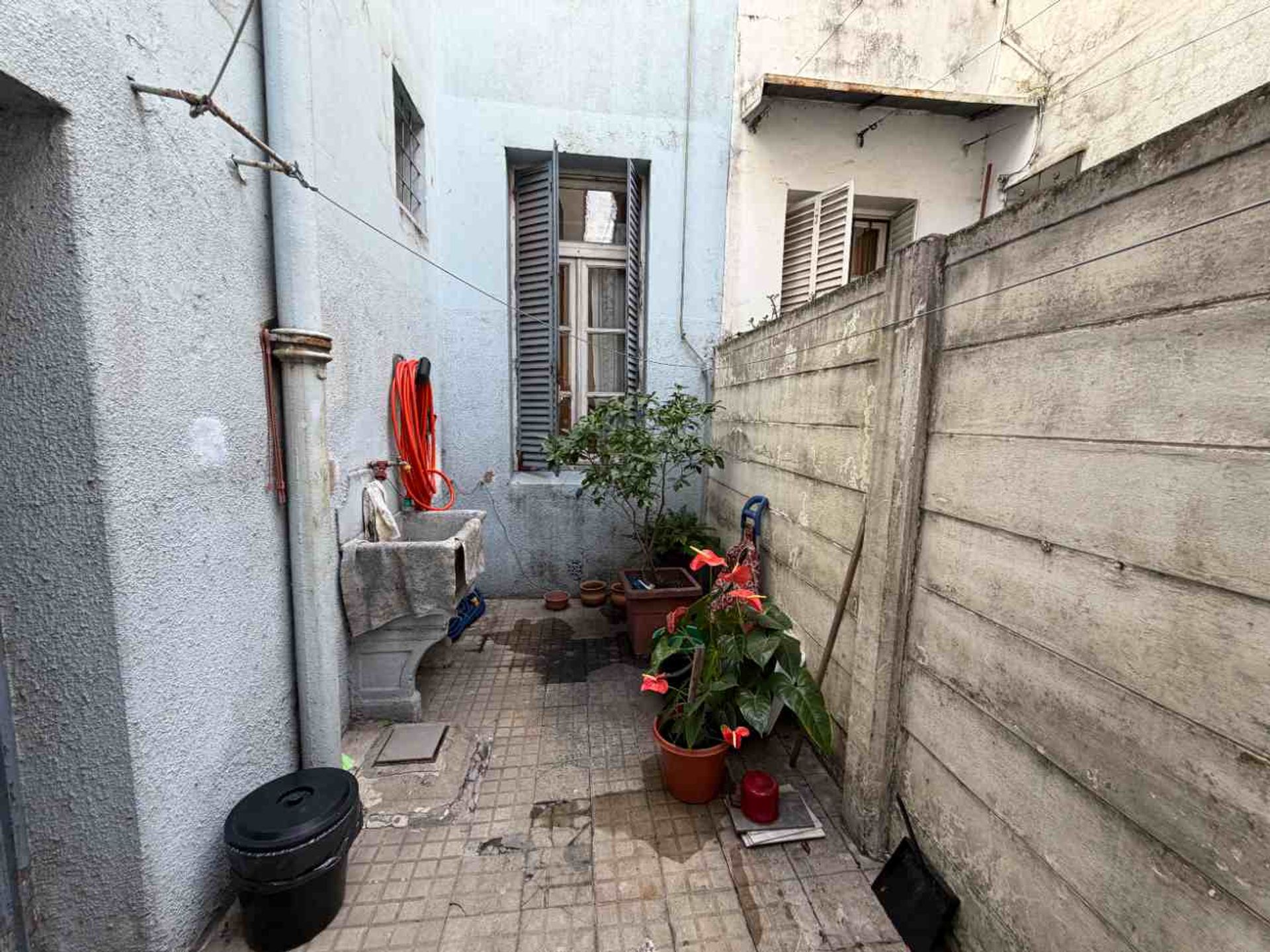 Foto 27 — VENTA CASA 3 AMB LINIERS CON PATIO Y DEPENDENCIA