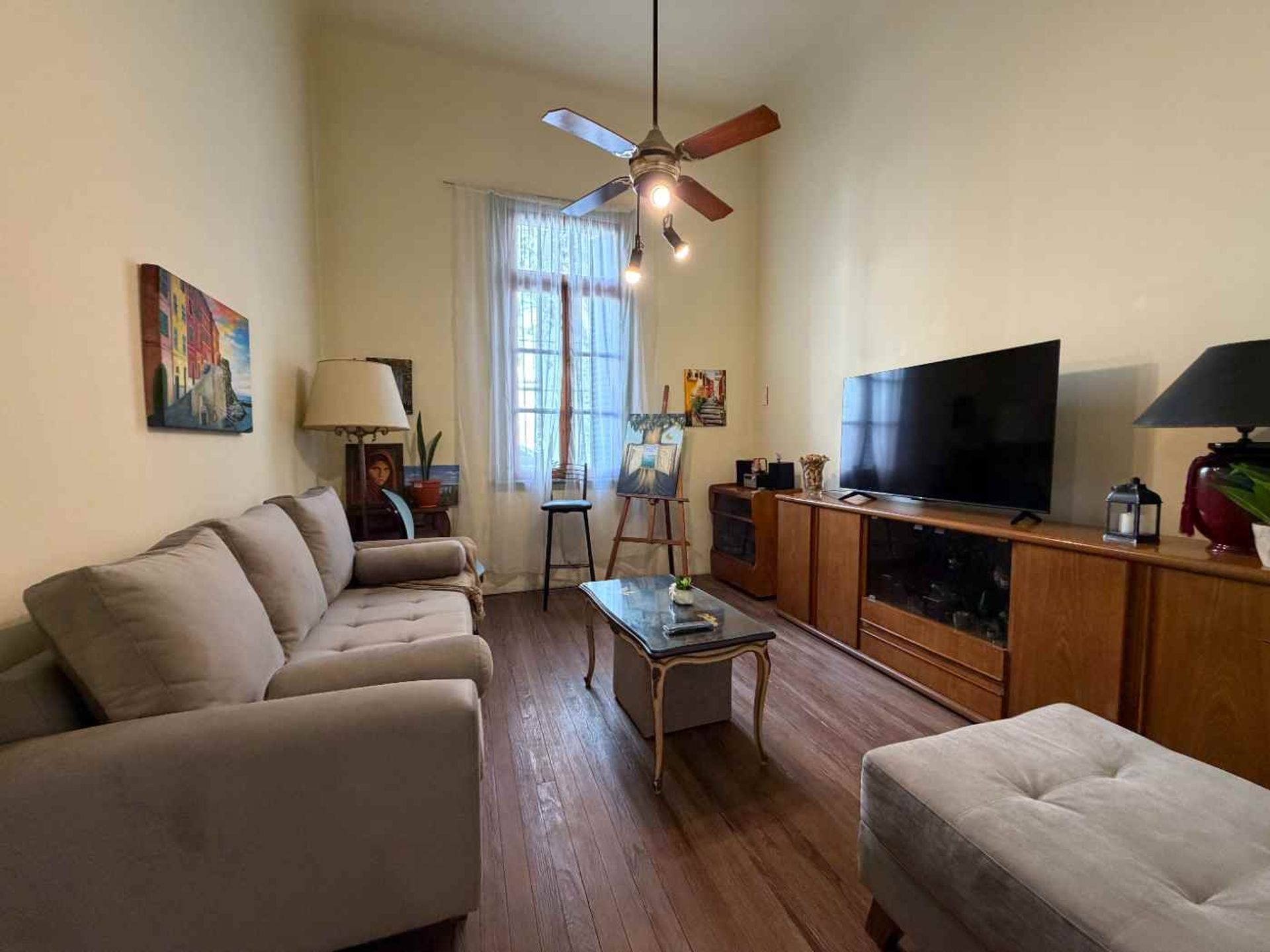 VENTA CASA 3 AMB LINIERS CON PATIO Y DEPENDENCIA