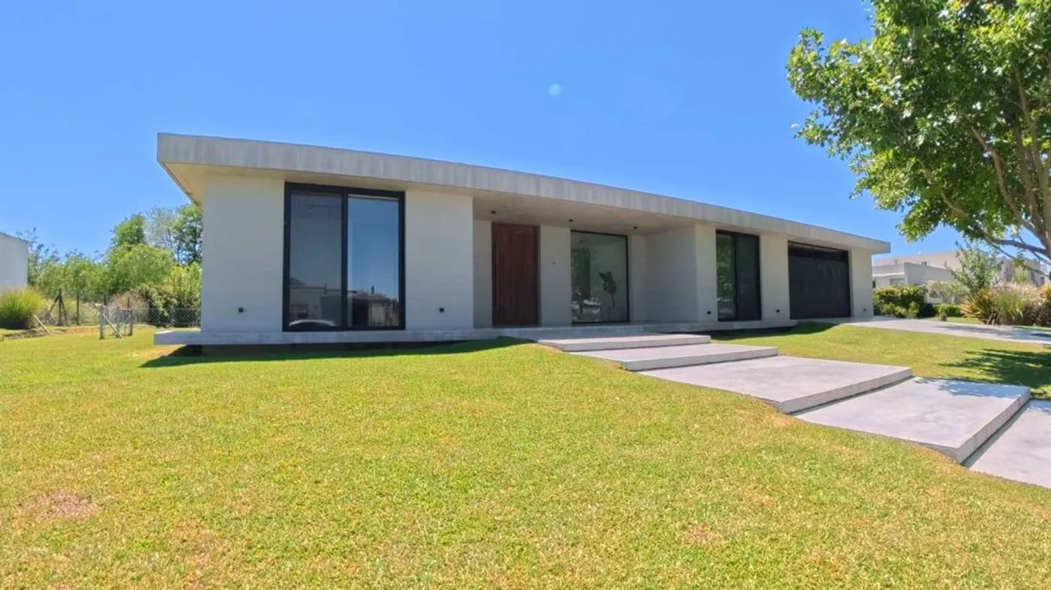 Casa en venta en Pilar, foto 2