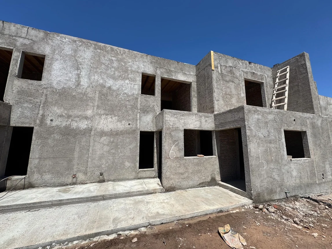 Dúplex de 4 ambientes en venta en Luján de Cuyo, Lateral Sur J.j. Paso, Carrodilla 2100