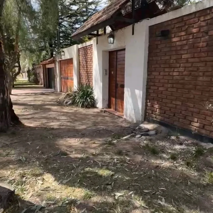 Casa de 7 ambientes en venta en Luján de Cuyo, Cerro Aconcagua 2600