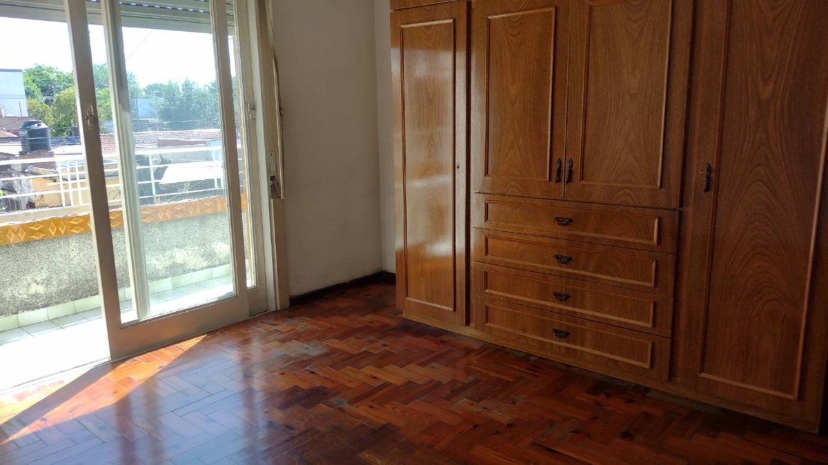 Foto 5 — Venta PH 4 ambientes + cochera en Lanus Este OPORT