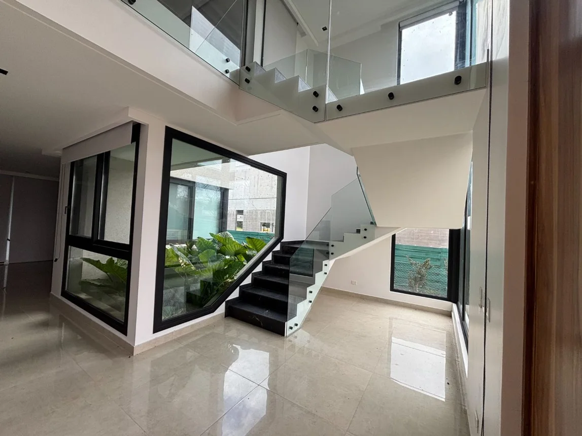 Casa en venta en Belén de Escobar, foto 2