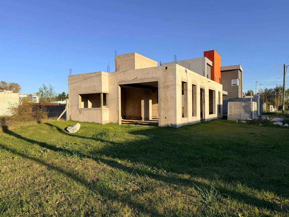 Casa en venta en City Bell, foto 2