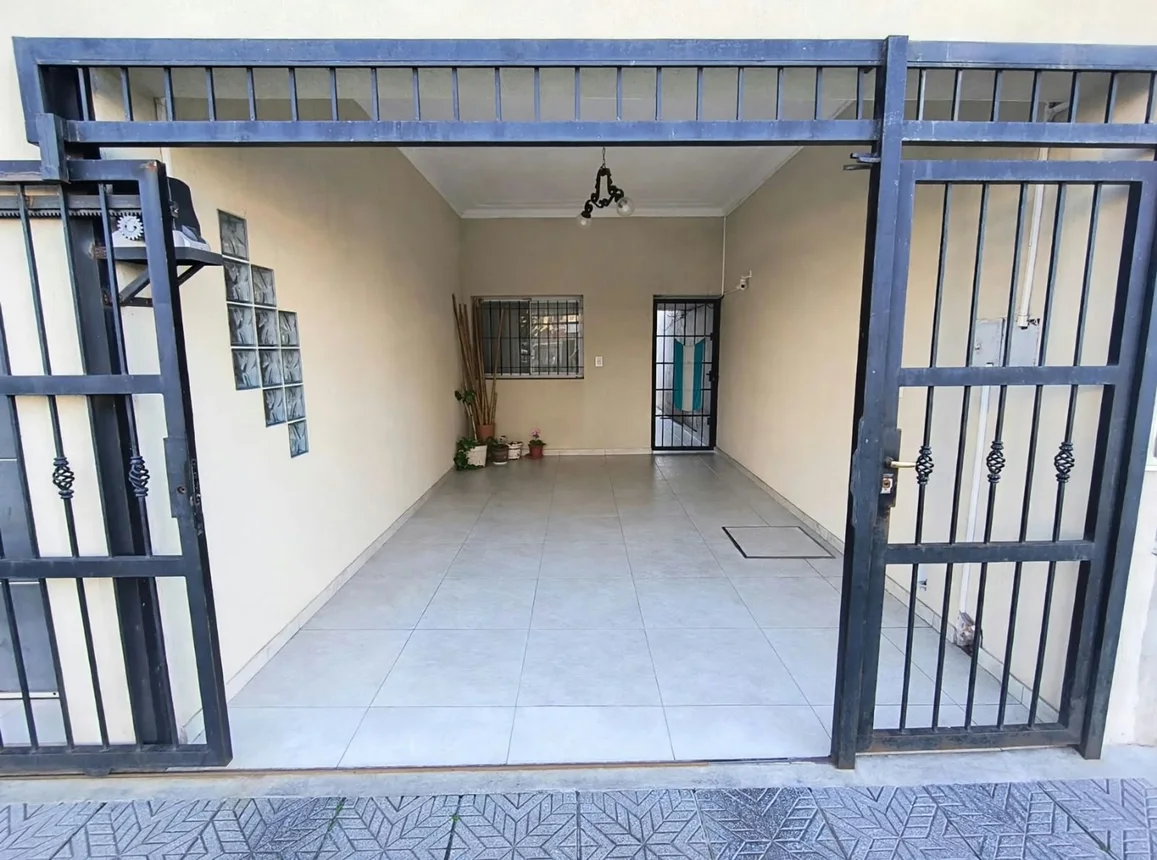 Casa de 4 ambientes en venta en Quilmes, Catamarca 900, foto 5
