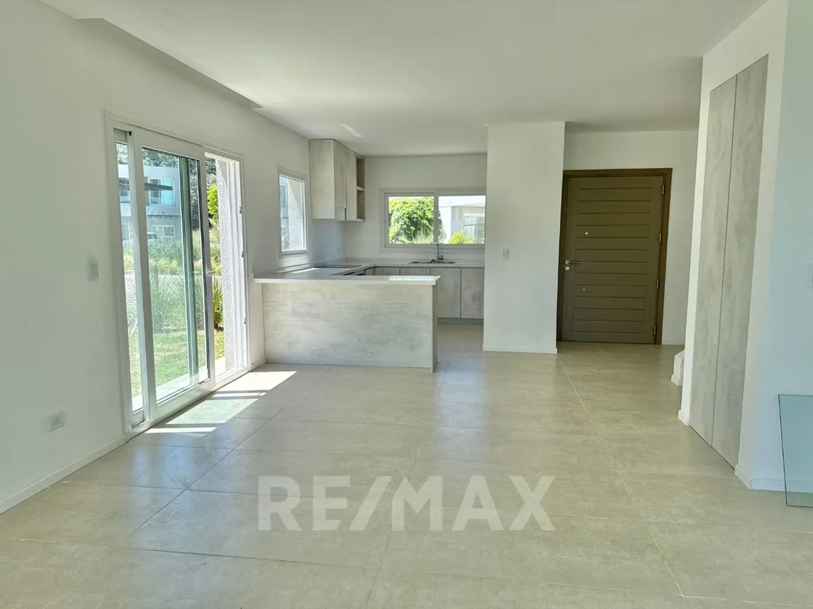 Casa en venta en Pilar