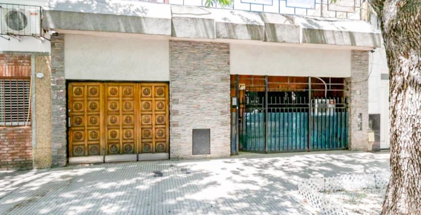 Casa en venta con parque/terraza/cocheravilla luro