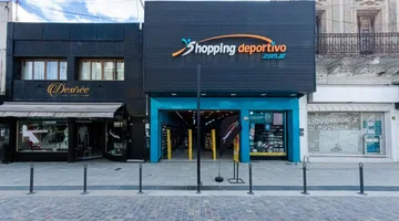 VENTA GRAN LOCAL AL FRENTE CALLE SAN MARTIN LUJAN