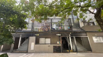 VENTA PH 2 AMBIENTES AL FRENTE C/COCHERA MATADEROS