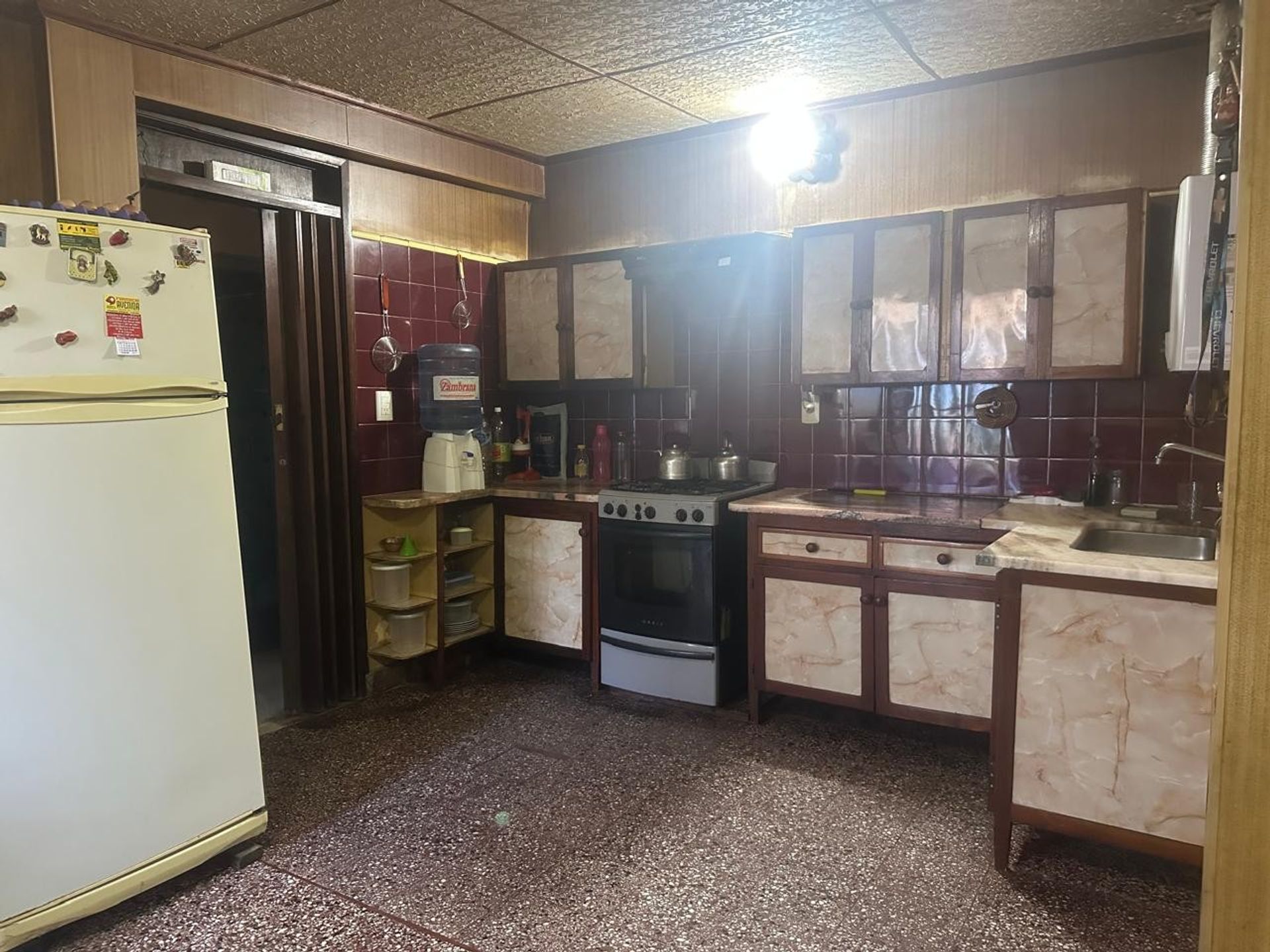 CASA EN VENTA O PERMUTA AV. SAN MARTIN AL 2200 - foto 4
