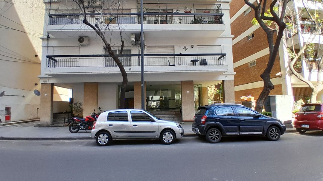 DEPARTAMENTO ALQUILER 3 AMBIENTES C/COCHERA