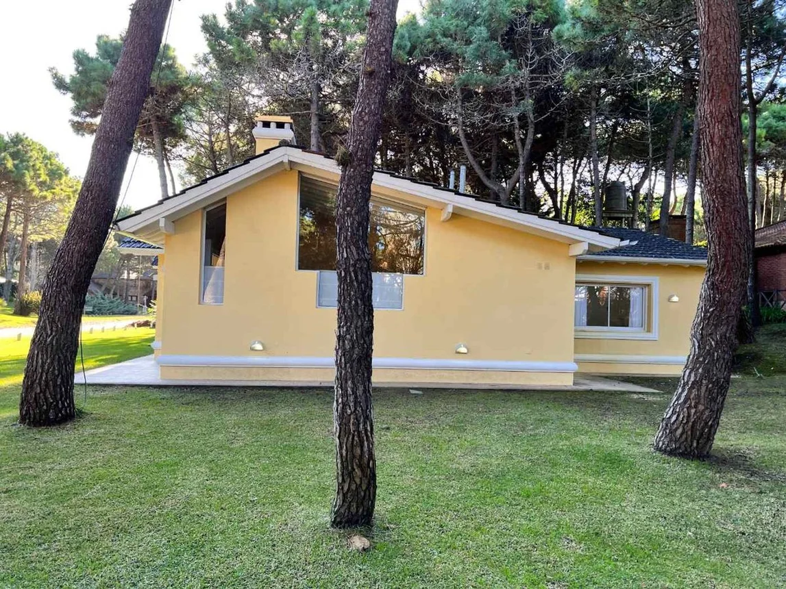 Casa de 4 ambientes en venta en Pinamar, Aquiles 4000, foto 5