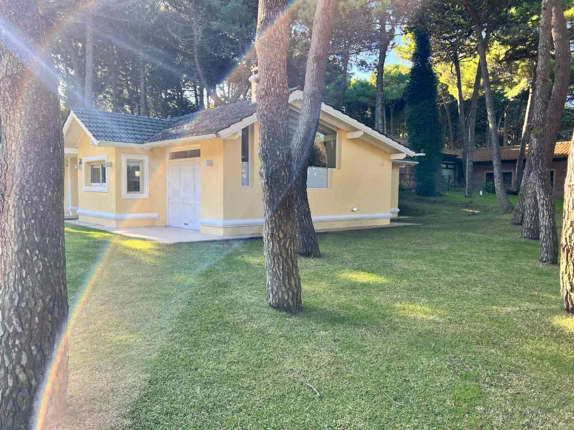 Casa de 4 ambientes en venta en Pinamar, Aquiles 4000, foto 4