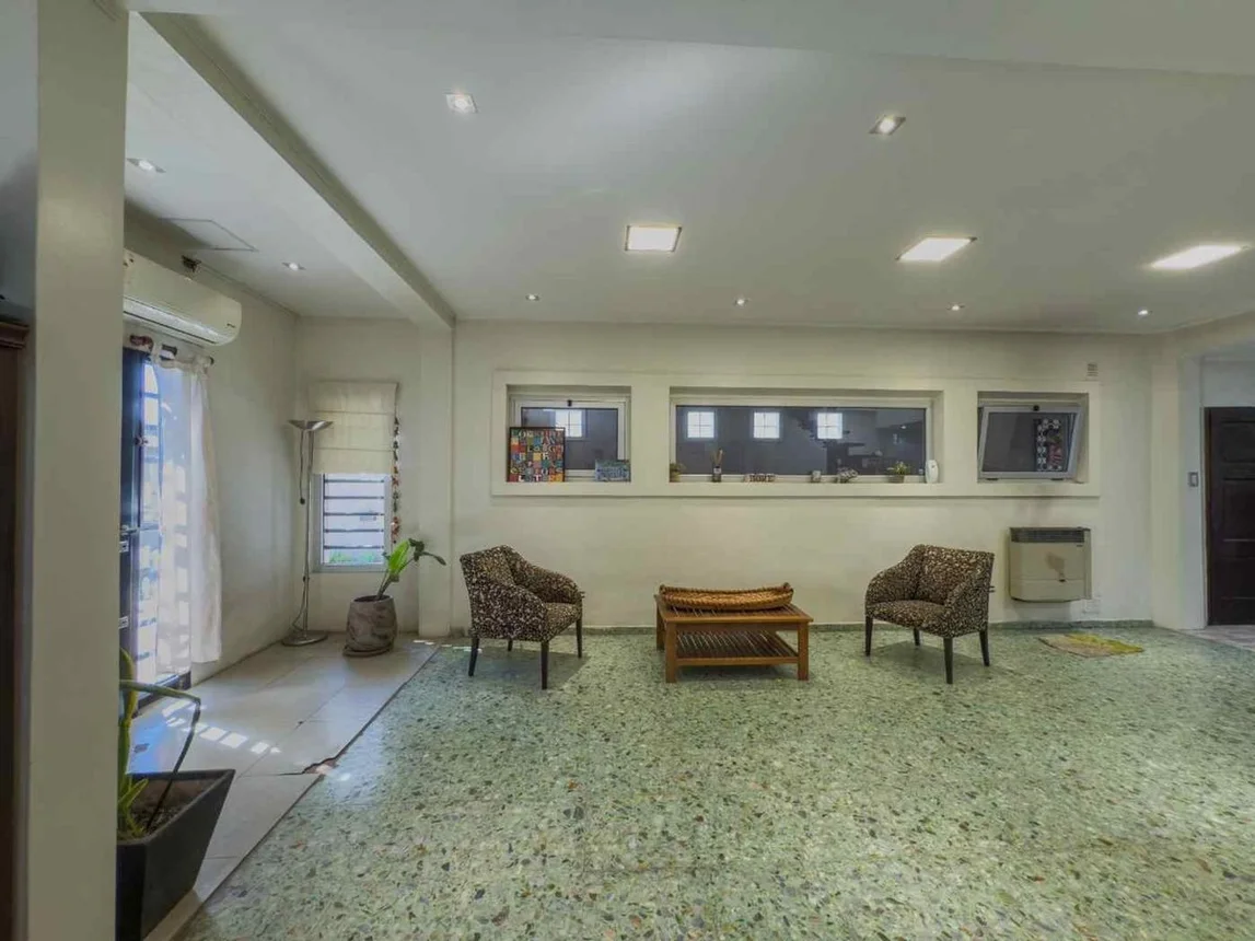 Casa en venta en Berazategui, foto 3