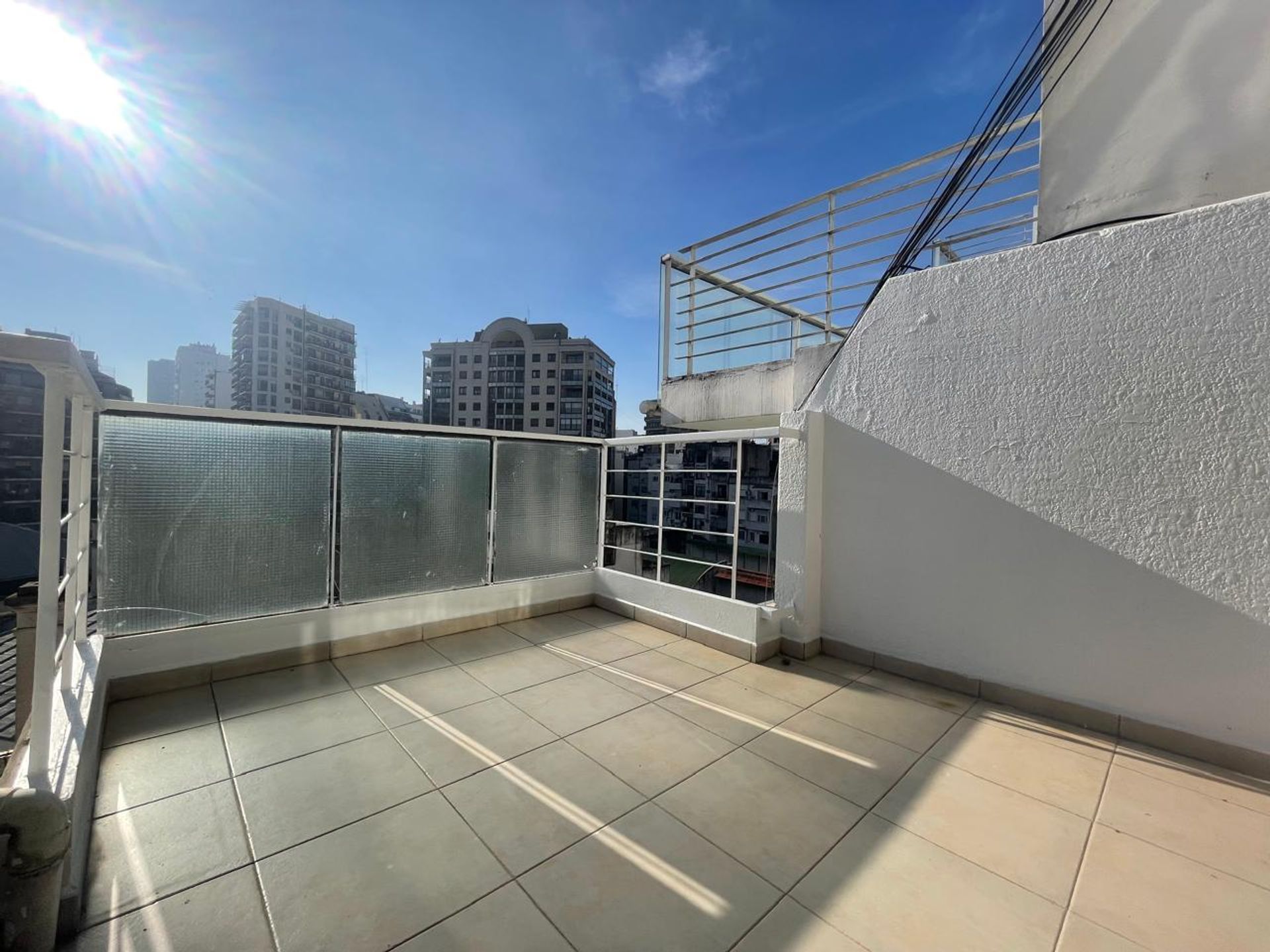 Foto 3 — ALQUILER MONOAMBIENTE RECOLETA BALCON TERRAZA