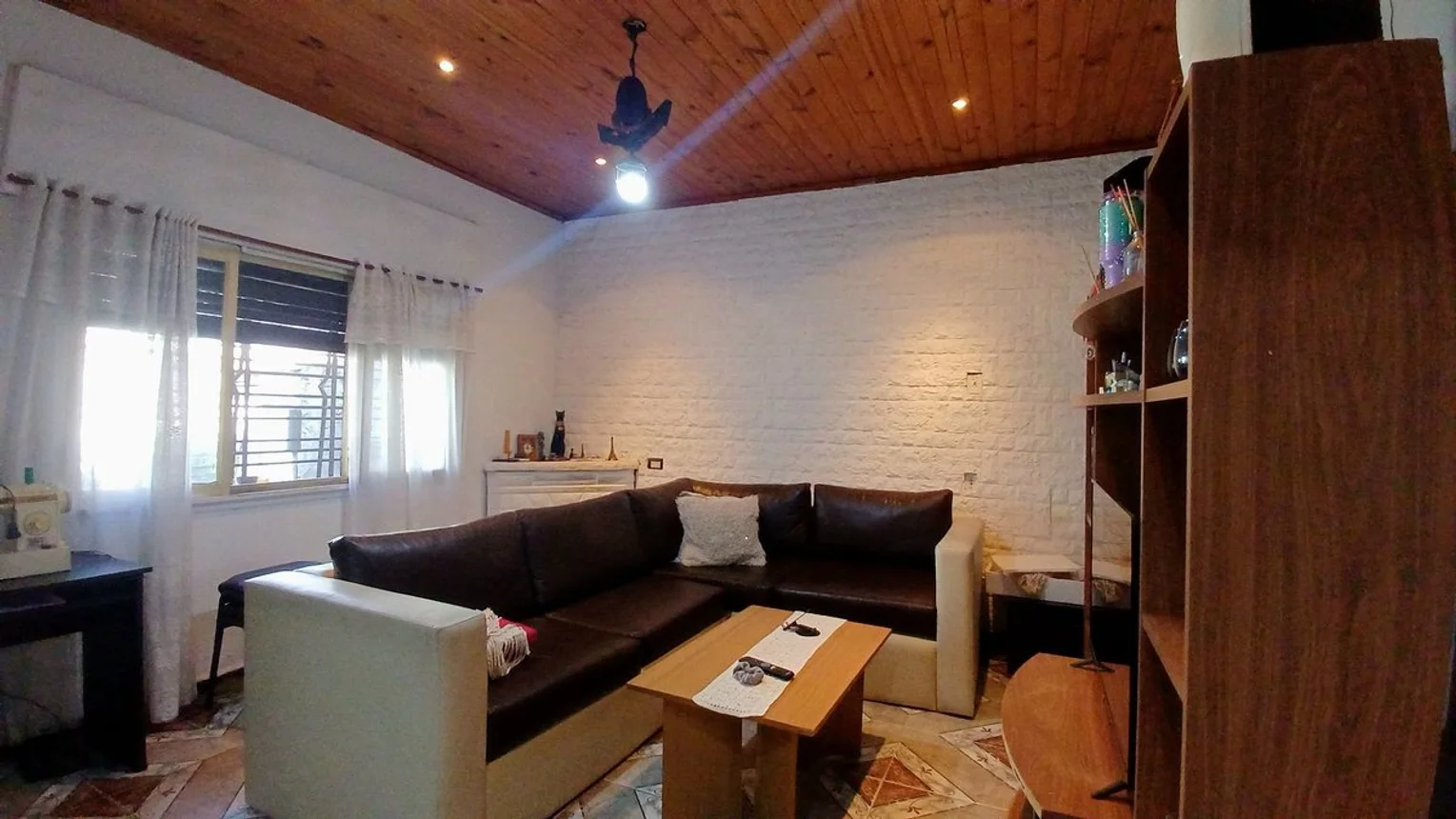 Casa de 4 ambientes en venta en Lanús Este, Héroes de Malvinas 1300, foto 2