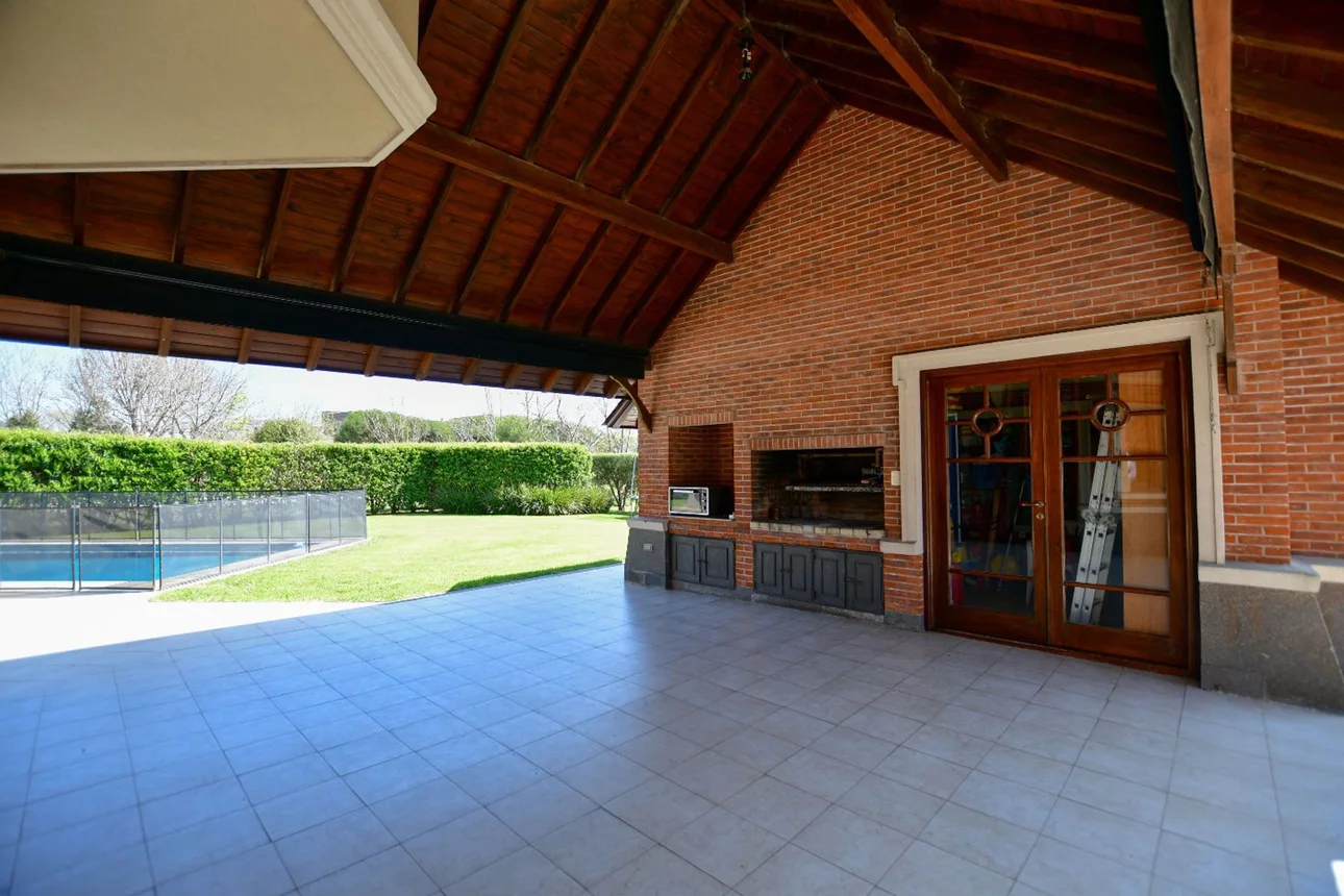 Casa en venta en City Bell, foto 3