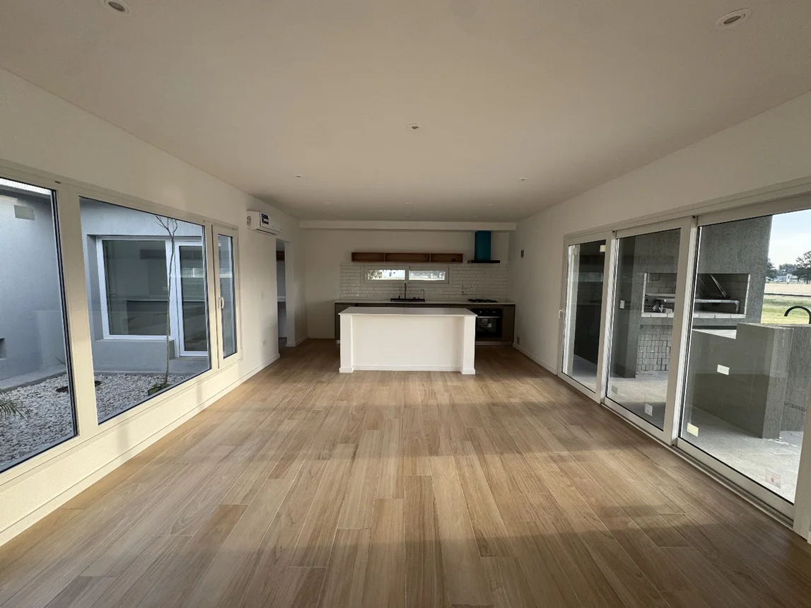 Casa en venta en La Plata, foto 4