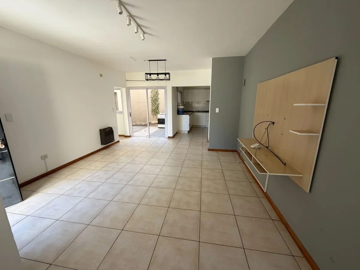 Departamento de 3 ambientes en alquiler en Mendoza, Doctor Salomon Miyara 2100, foto 3