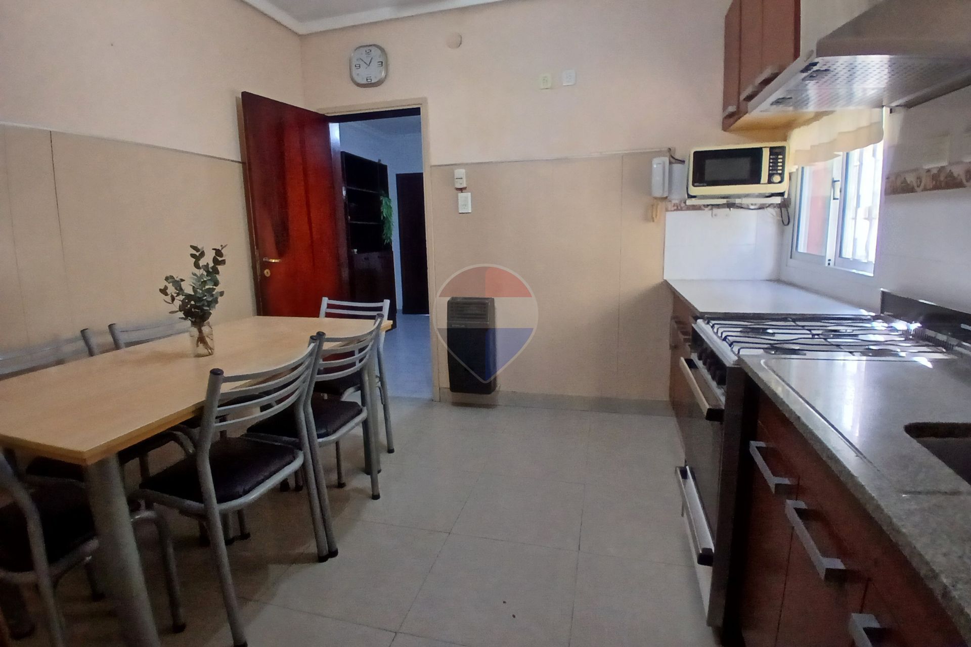 Foto 9 — PH 3 ambientes con patio y parrilla  Bernal Oeste