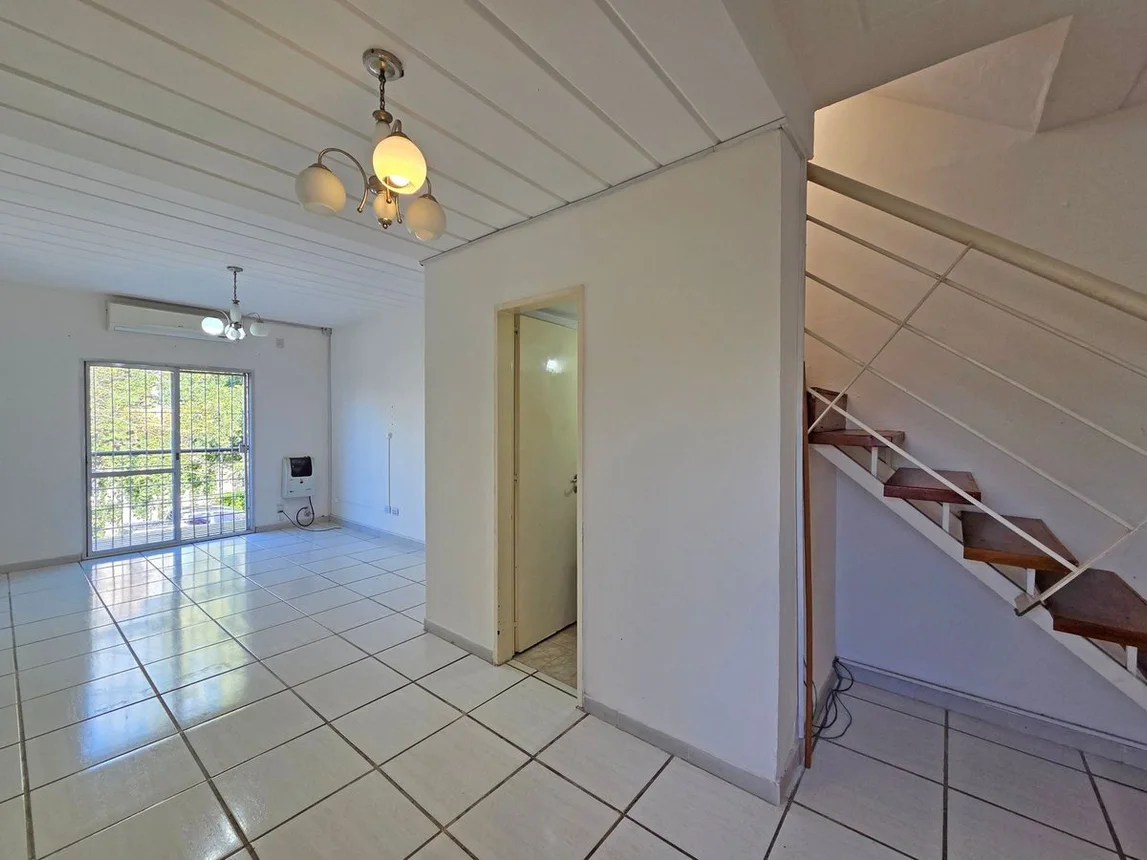 Casa dúplex en venta en San Miguel
