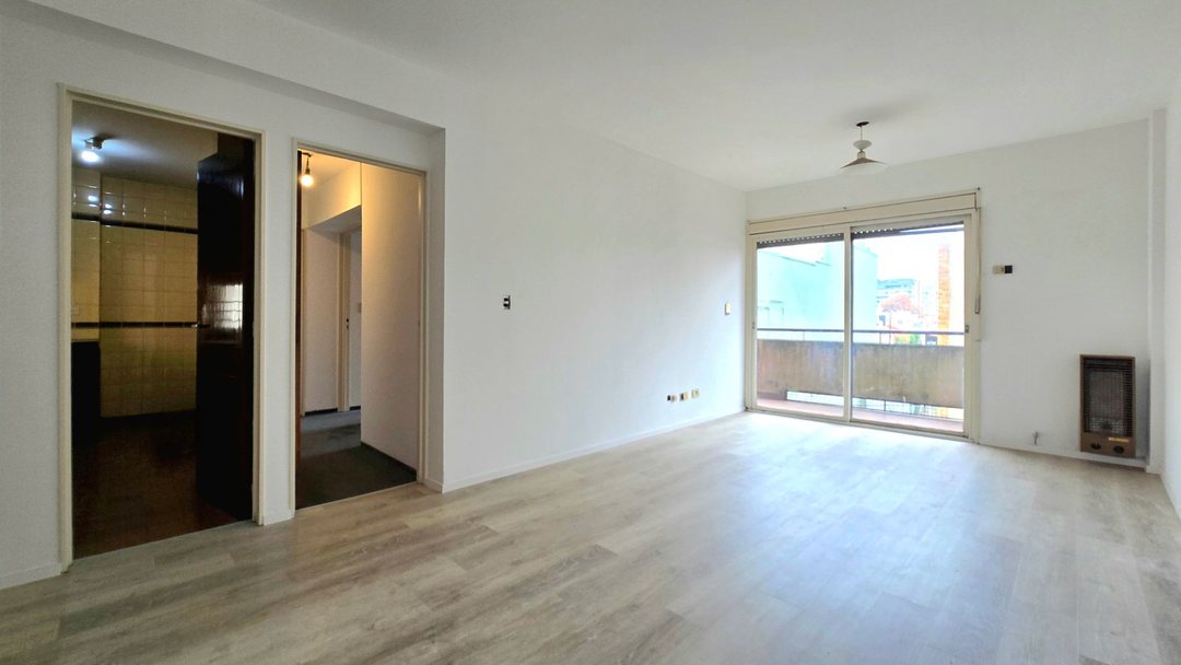 VENTA DE DEPARTAMENTO DE 3 AMBIENTES EN ALMAGRO