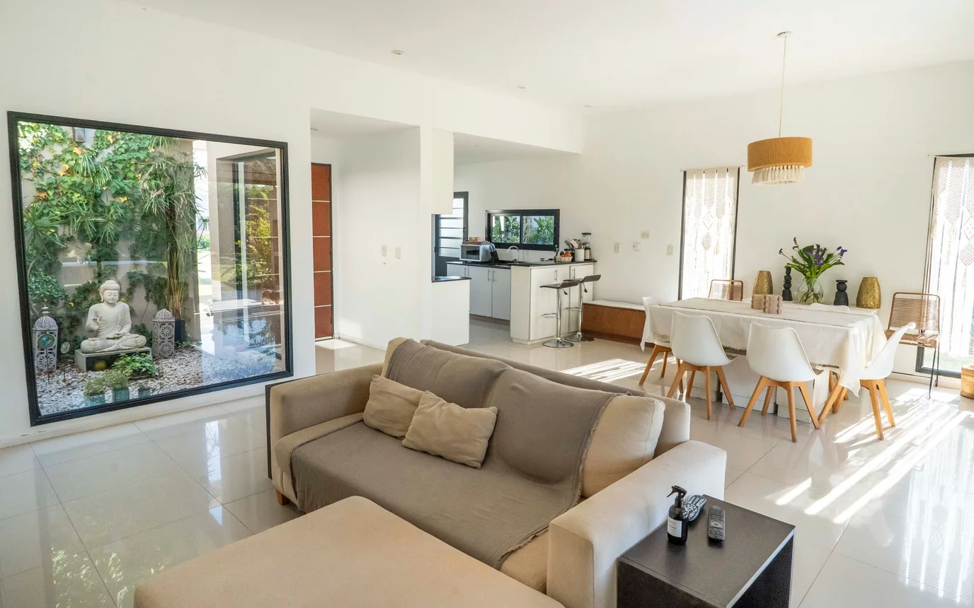 Casa en venta en Pilar, foto 2