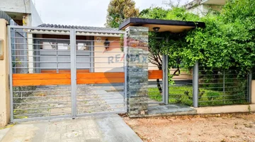 Venta casa en Malvín Sur tres dormitorios cochera