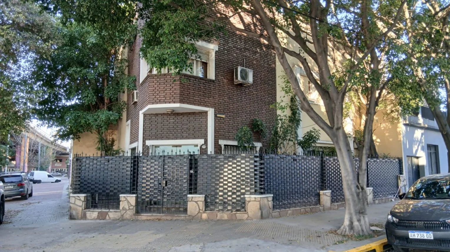 Casa de 6 ambientes en venta en Liniers, Cuzco 300, foto 3