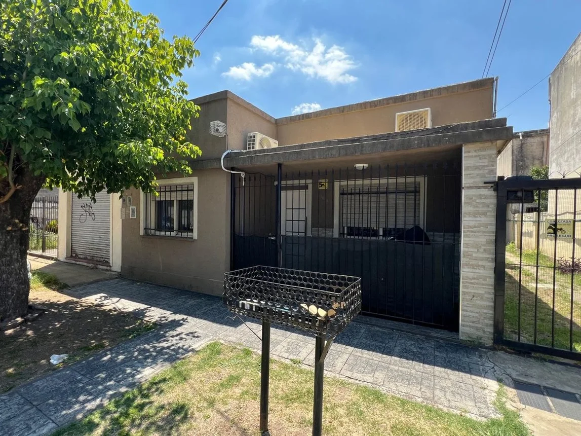 PH de 3 ambientes en venta en Castelar, Tucumán 1400, foto 3