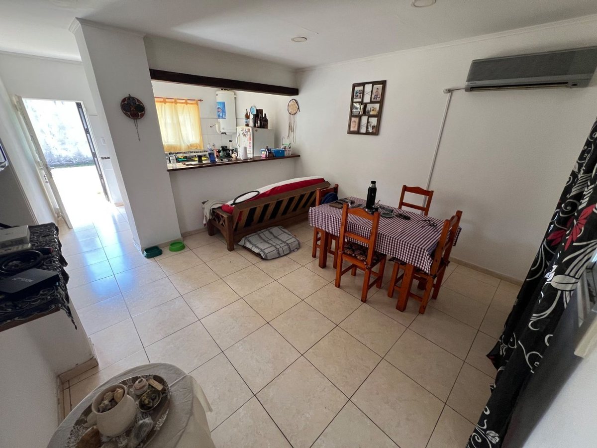Foto 15 — CASA 3 AMBIENTES RECICLADA EN VENTA – CASTELAR