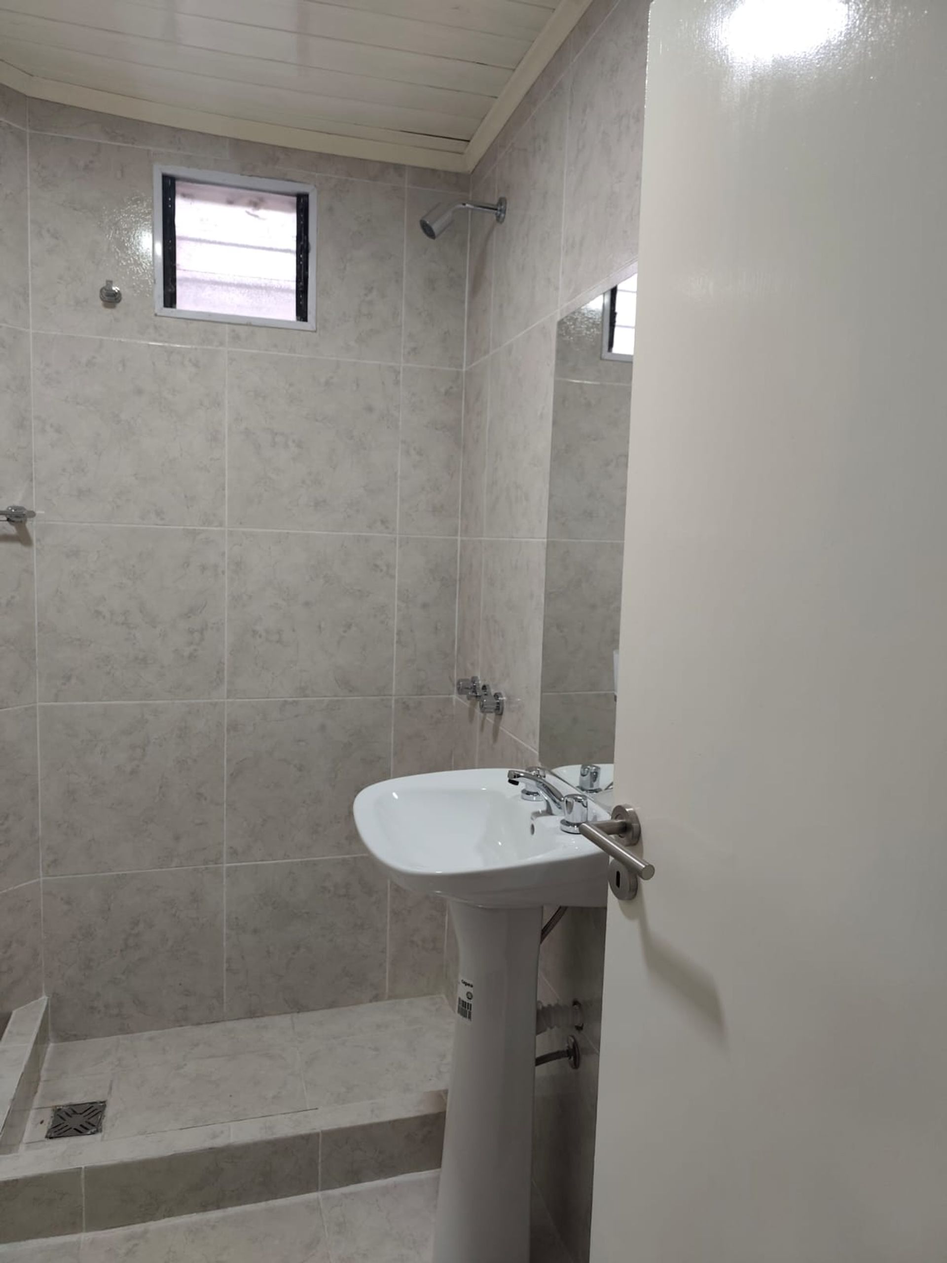 Foto 2 — ALQUILER MONOAMBIENTE UBICADO EN AV. LA PALOMA