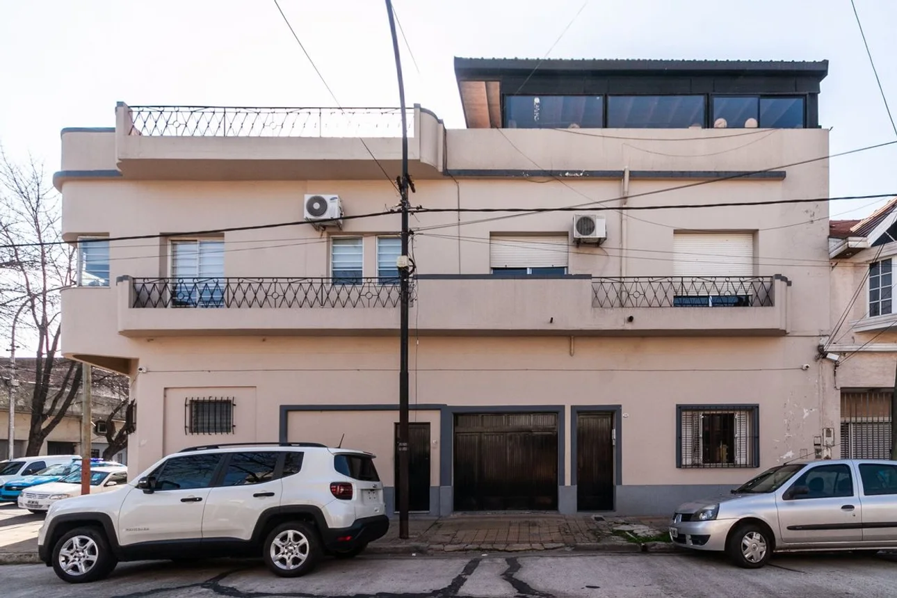 Casa de 5 ambientes en venta en Valentín Alsina, Alfredo Lorenzo Palacios 3100, foto 3