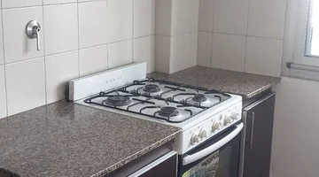 Departamento de 1 dormitorio al contrafrente.