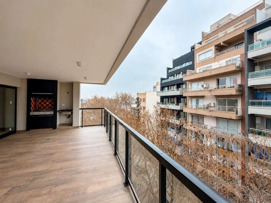 Semipiso de 3 ambientes en venta en Mataderos, Miralla 1000, foto 2