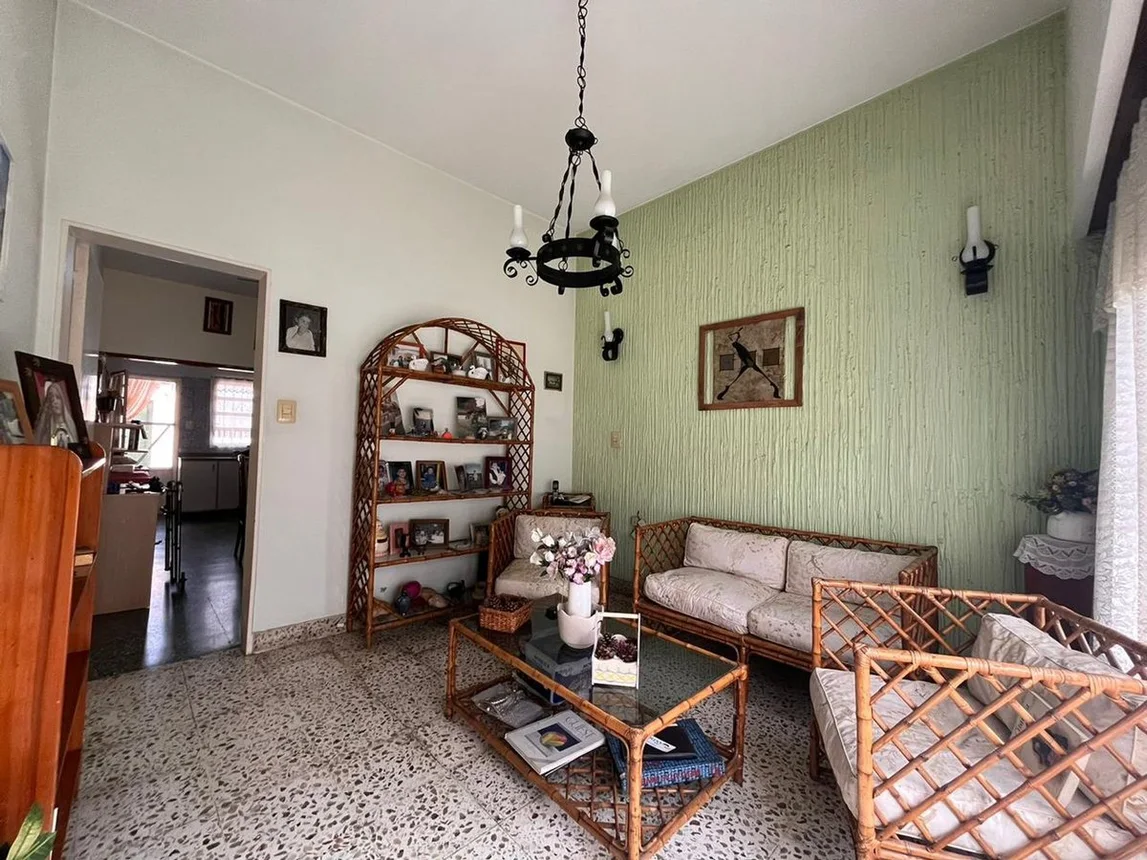 Casa de 4 ambientes en venta en Valentín Alsina, Coronel Erezcano 3800, foto 3