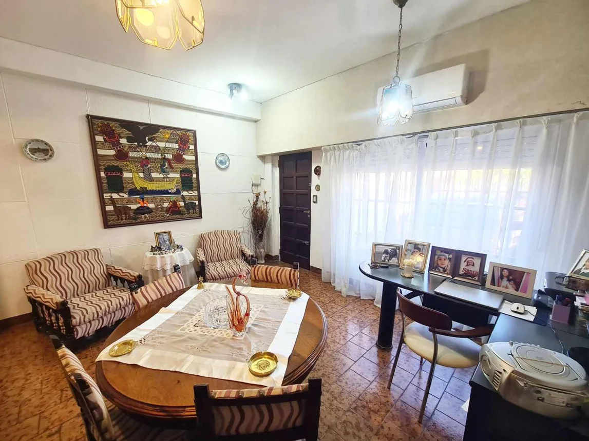 PH de 4 ambientes en venta en La Tablada, Colpayo 200