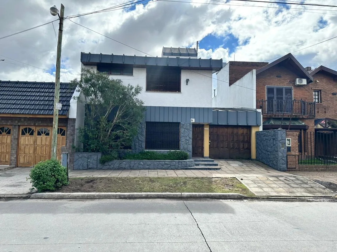 Casa en venta en Ramos Mejía, foto 2