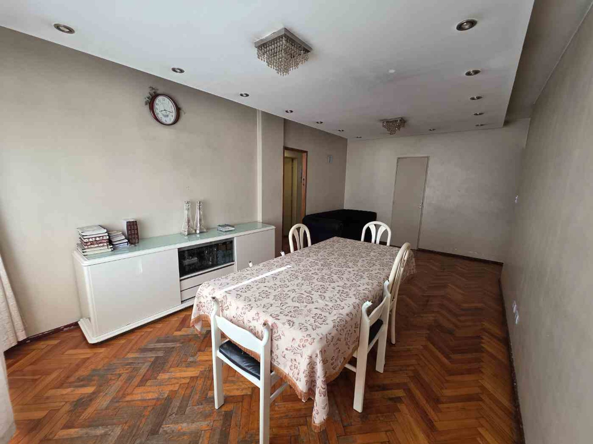 Departamento en Valentín Gómez 2900