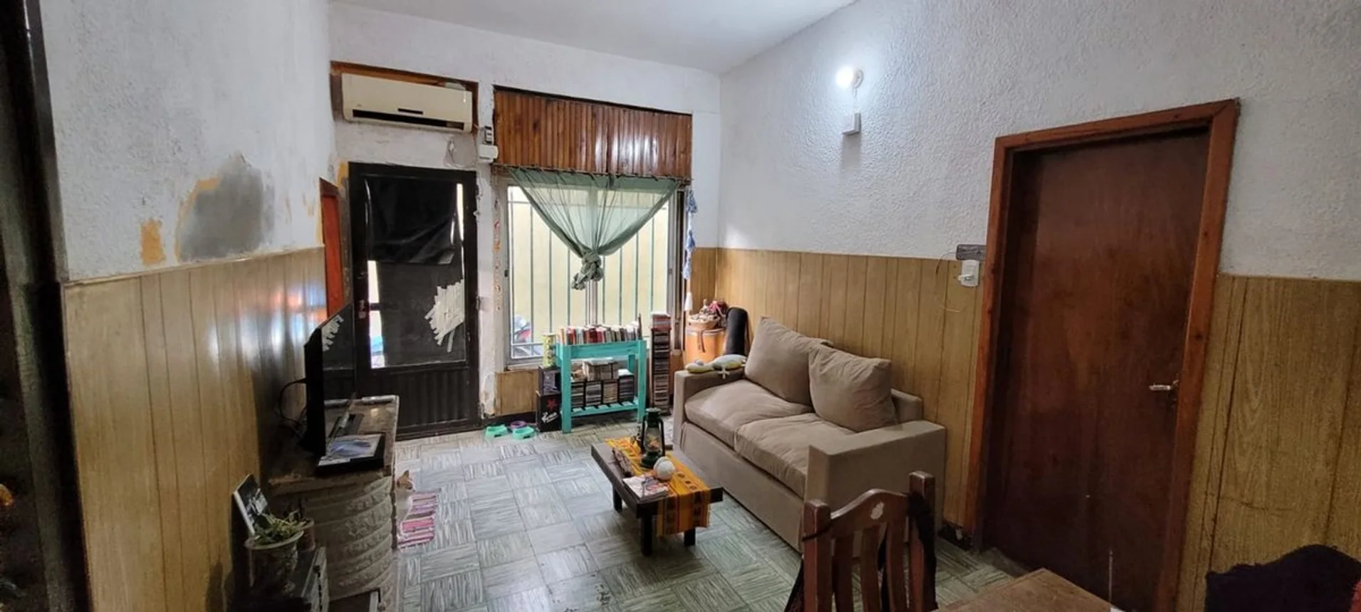 Casa de 5 ambientes en venta en Villa Luzuriaga, Arribeños 1700, foto 2