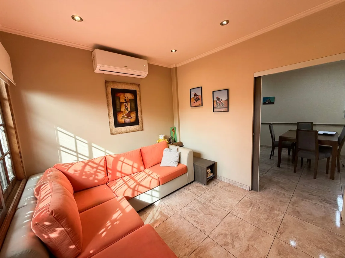 PH de 2 ambientes en venta en Villa Tesei, Guillermo Roentgen 400, foto 3